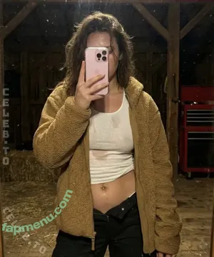 Saraklein / kleinsara1702 / sarasgeheimhuette nude photo #0060