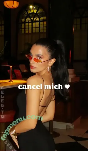 Sararslan / xxlsara nude photo #0029