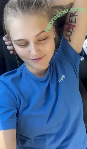 saras_wood / Sara Woods nude photo #0016