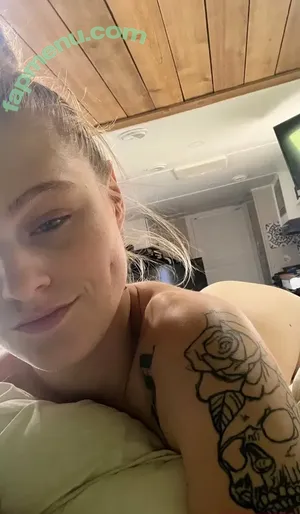 saras_wood / Sara Woods nude photo #0067