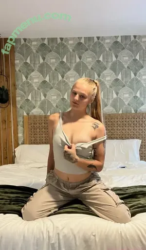 saras_wood / Sara Woods nude photo #0074