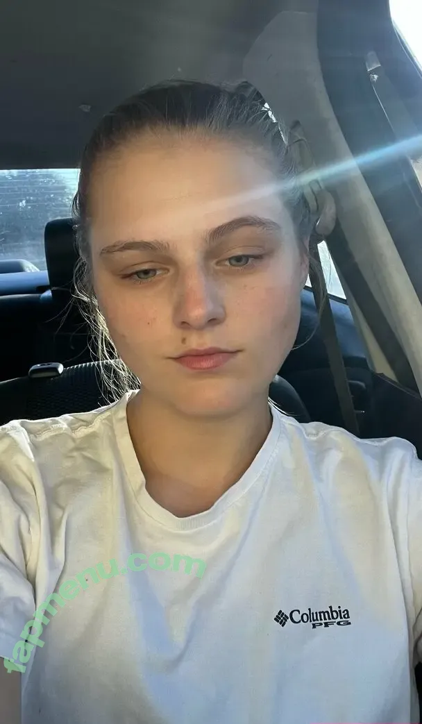 saras_wood nude photo #0043 (Sara Woods)