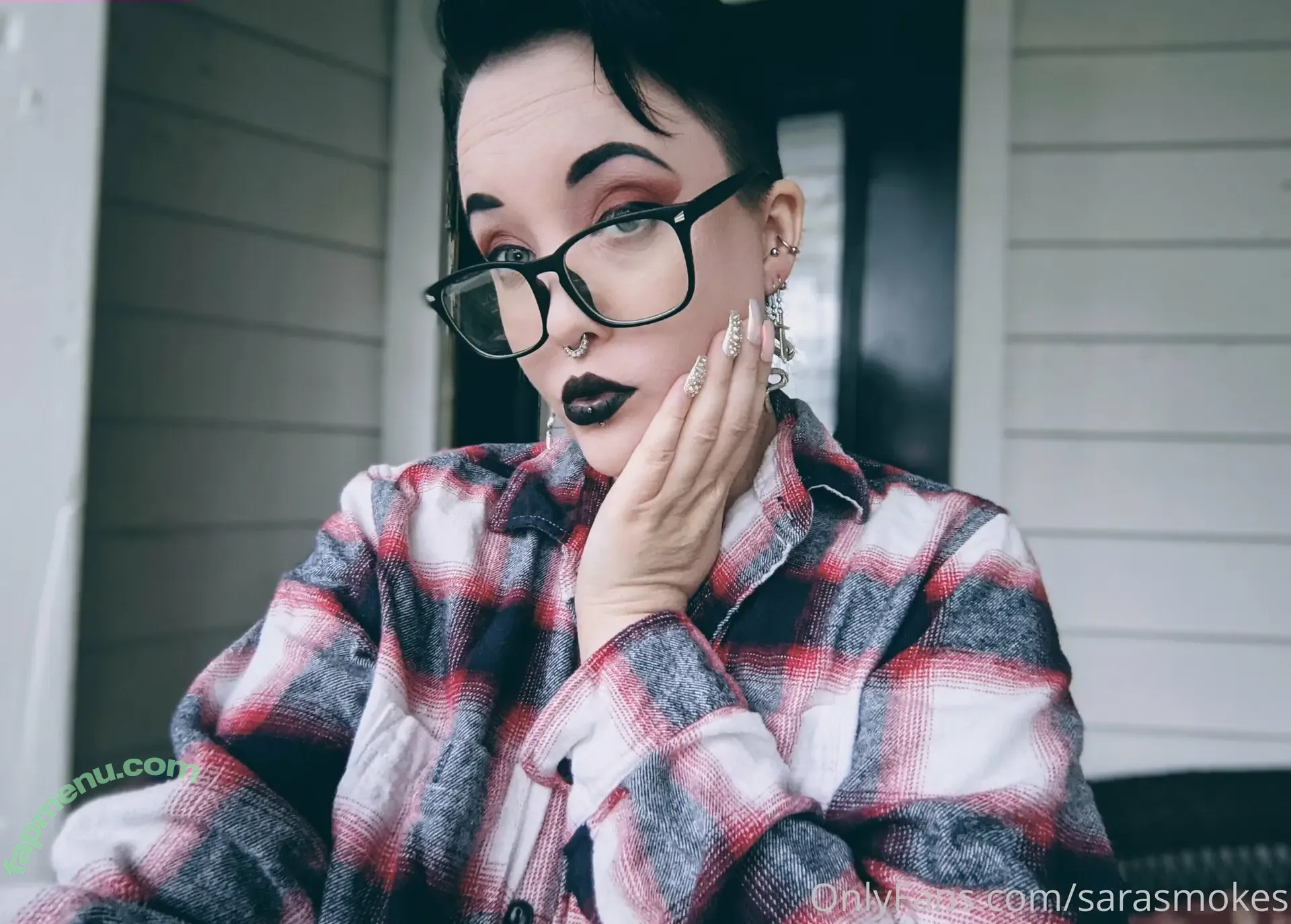 sarasmokes nude photo #0007 (sara_smokess)