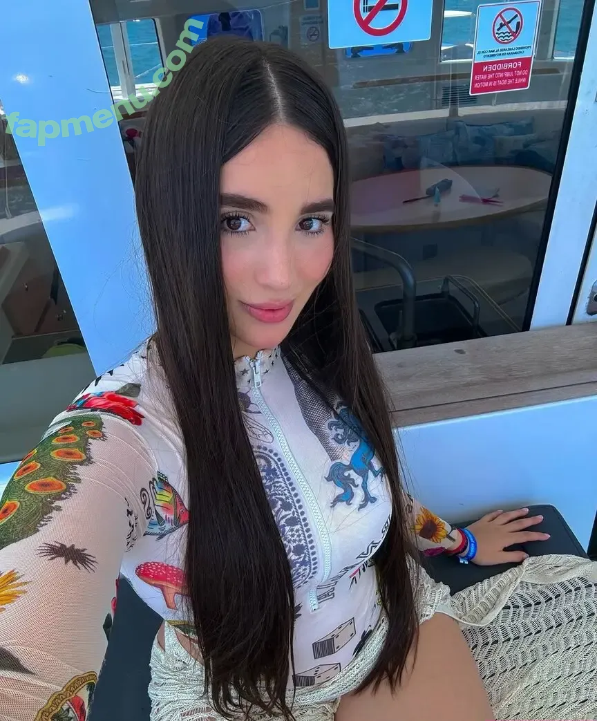 Saray Guzman nude photo #0011 (sarai_guzman_2000 / say_guz)