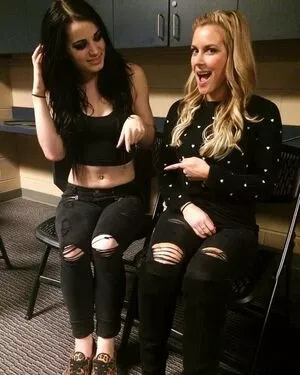 Saraya Bevis / realpaigewwe nude photo #0010