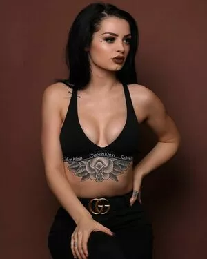 Saraya Bevis / realpaigewwe nude photo #0031