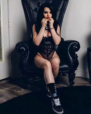 Saraya Bevis / realpaigewwe nude photo #0069