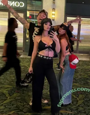 Saraya Bevis / realpaigewwe nude photo #0479