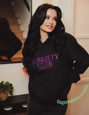 Saraya Bevis / realpaigewwe nude photo #0493