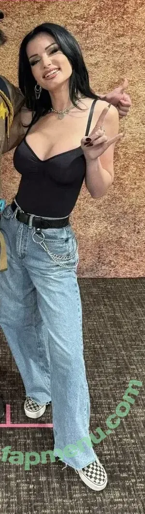 Saraya Bevis / realpaigewwe nude photo #0506