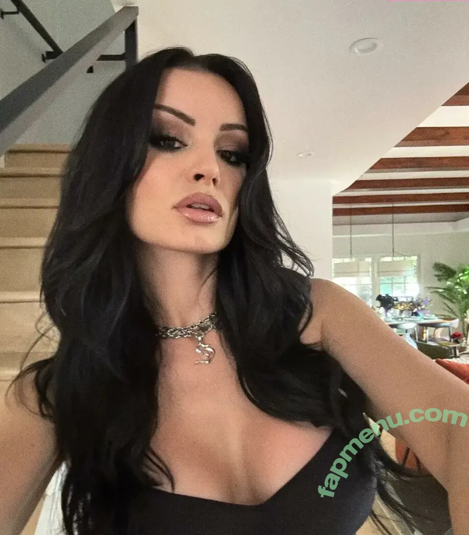Saraya Bevis nude photo #0404 (realpaigewwe)