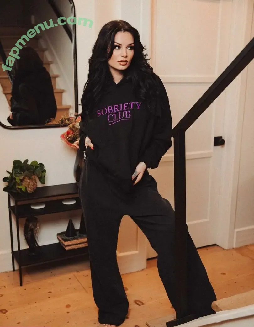 Saraya Bevis nude photo #0495 (realpaigewwe)