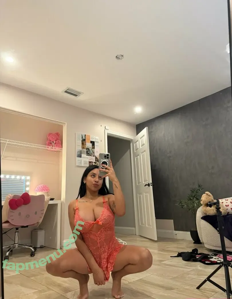 sariahxoxo nude photo #0041 (sariahxoxo)