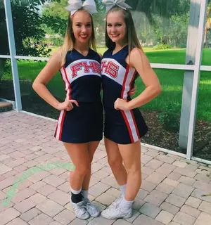 Sarina Hunt / alexandramhunt / sarinahunt / sarinahuntt nude photo #0079