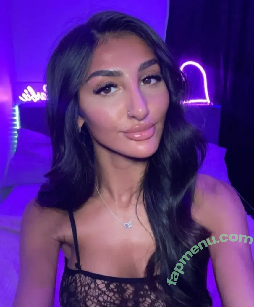 Sarina Jasmine nude photo #0019 (sarinajasmine / sarinajasminee)
