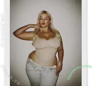 Sarina Nowak / sarinanowak nude photo #0456