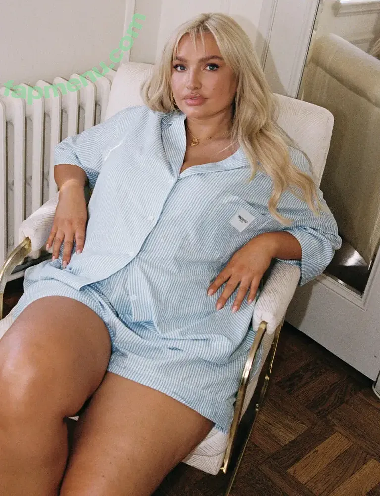 Sarina Nowak nude photo #0274 (sarinanowak)