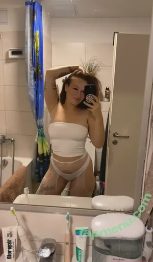 sarinka98 / sarenka98 nude photo #0188