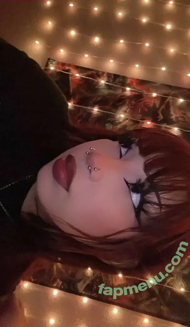 Sarynthia nude photo #0030 (Sanity Slip | bogofdecayed / sanityslip)