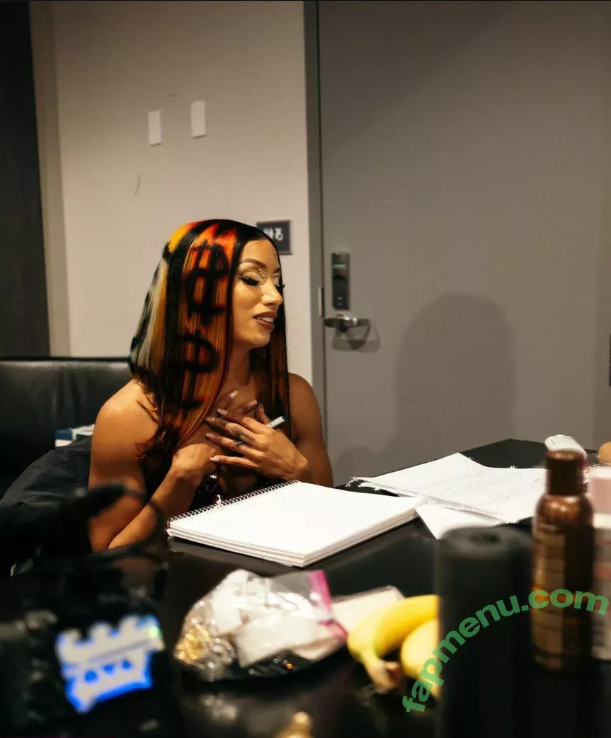 Sasha Banks nude photo #0230 (sashabankswwe / soxysasha)