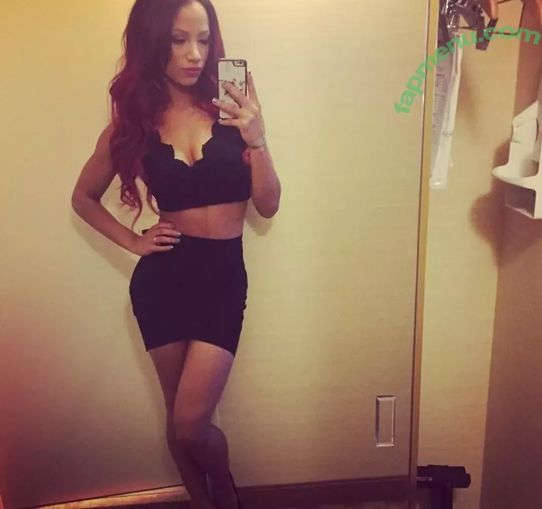 Sasha Banks nude photo #0539 (sashabankswwe / soxysasha)