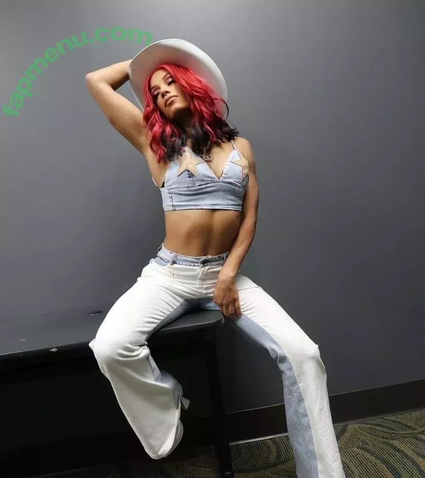 Sasha Banks nude photo #0739 (sashabankswwe / soxysasha)