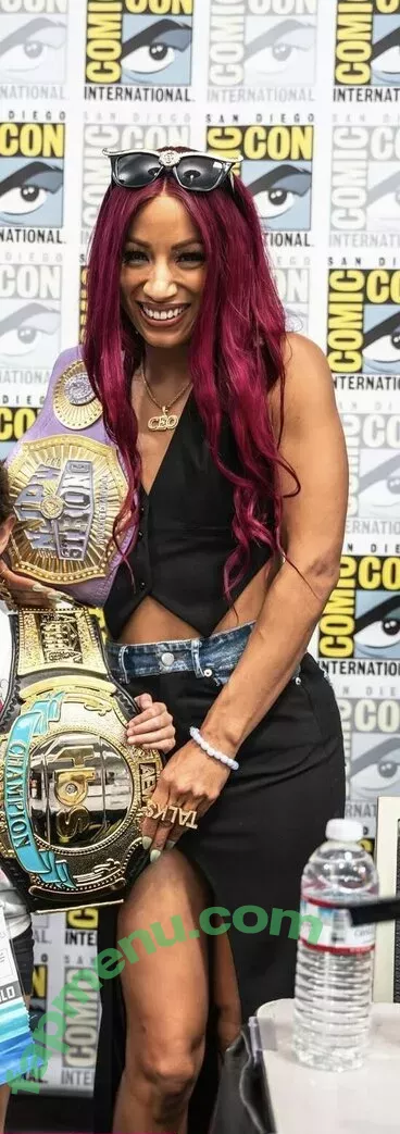 Sasha Banks nude photo #0750 (sashabankswwe / soxysasha)