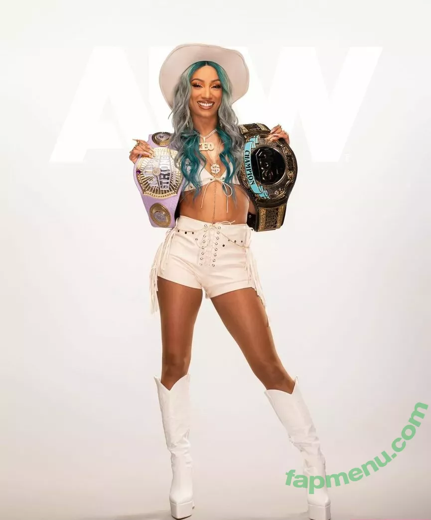 Sasha Banks nude photo #0781 (sashabankswwe / soxysasha)