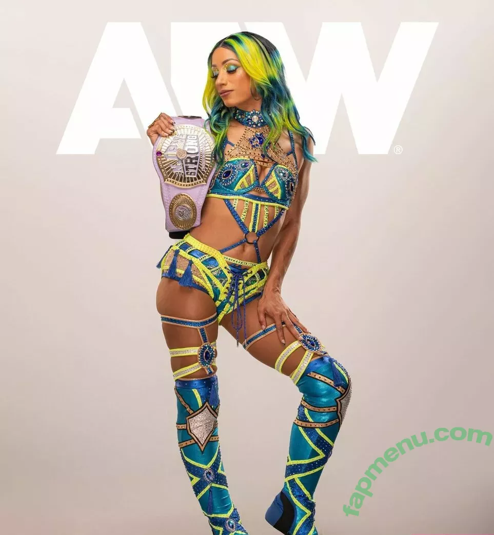 Sasha Banks nude photo #0825 (sashabankswwe / soxysasha)