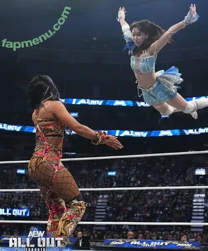 Sasha Banks / sashabankswwe / soxysasha nude photo #1996