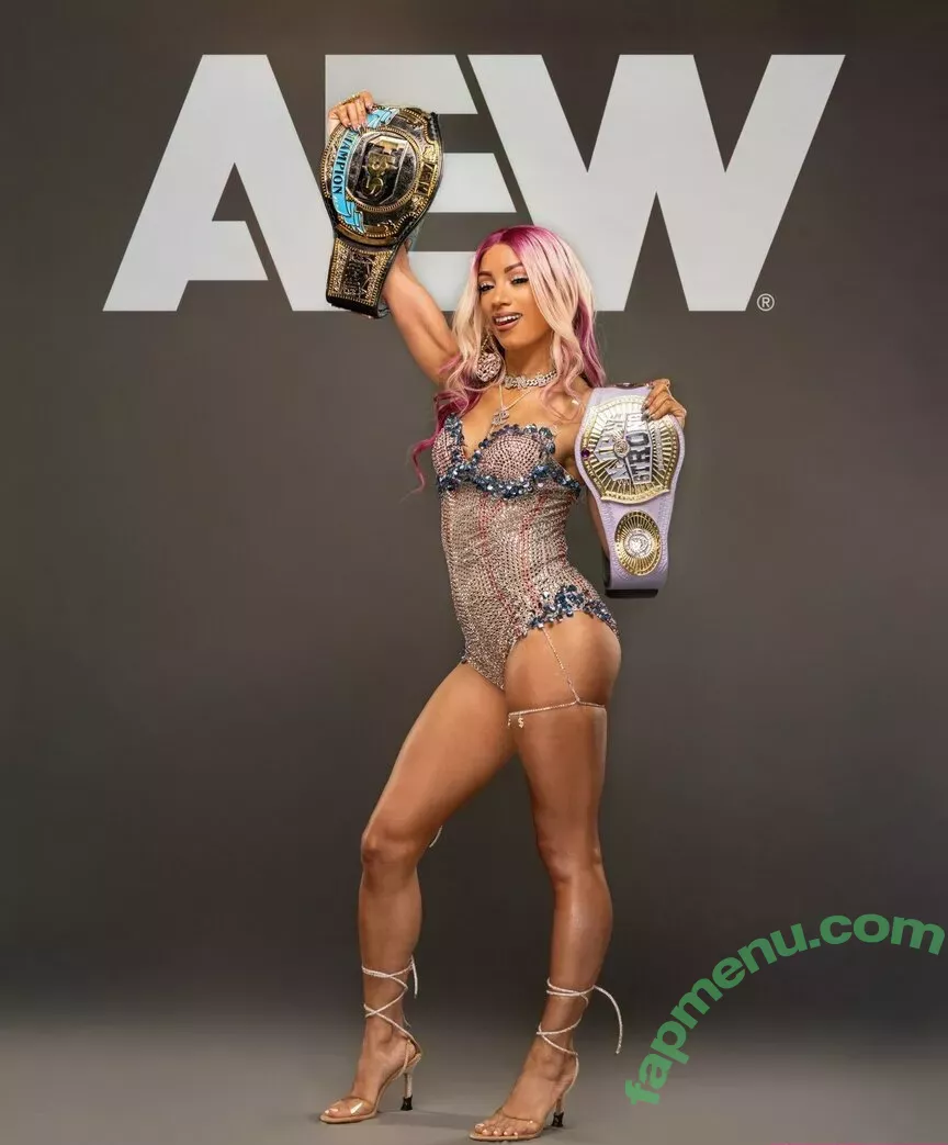 Sasha Banks nude photo #1024 (sashabankswwe / soxysasha)