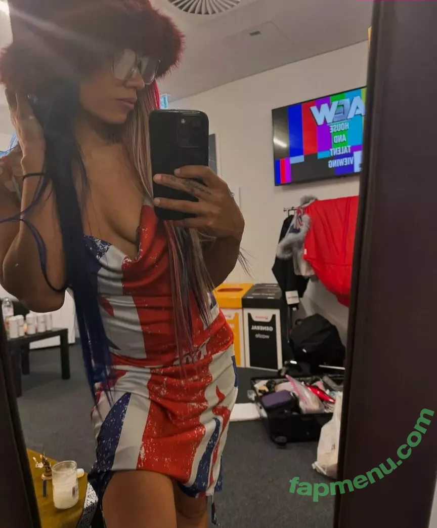 Sasha Banks nude photo #1035 (sashabankswwe / soxysasha)