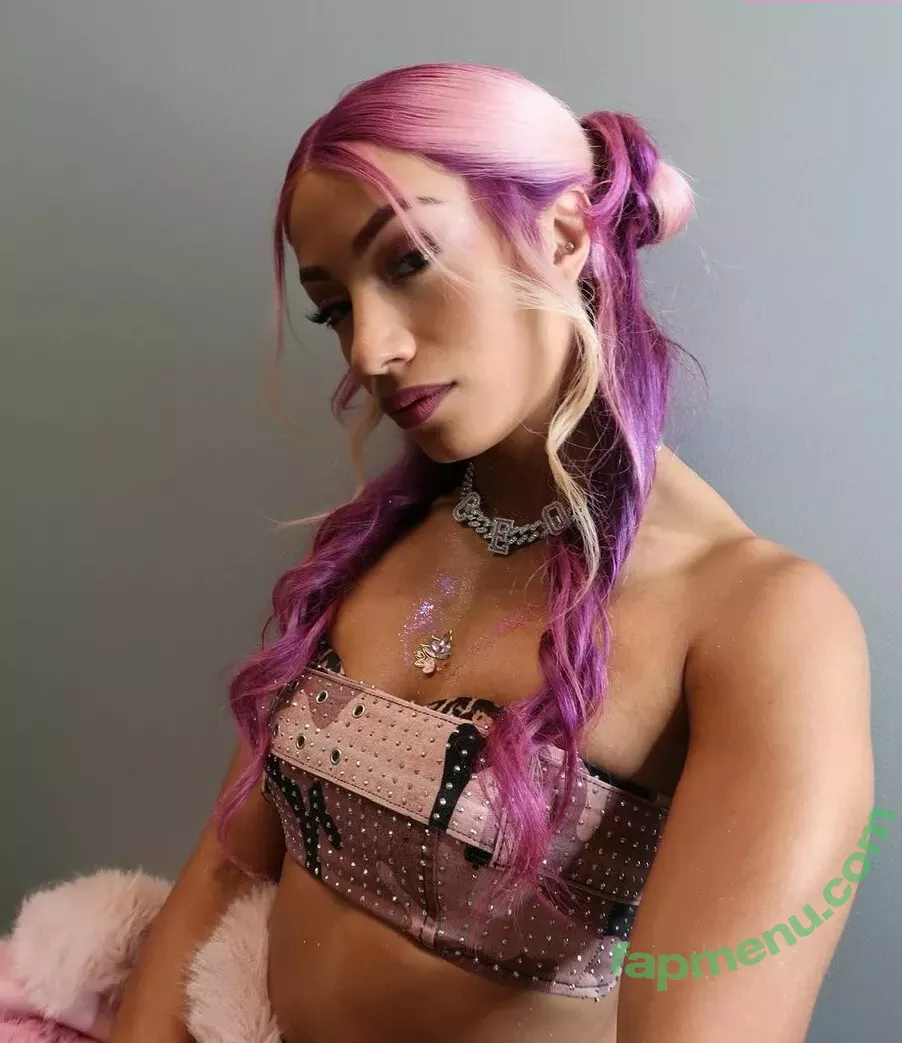 Sasha Banks nude photo #1076 (sashabankswwe / soxysasha)