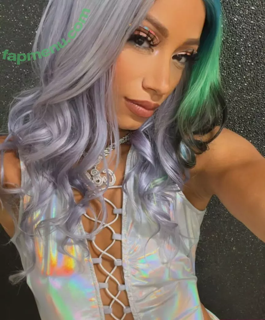 Sasha Banks nude photo #1098 (sashabankswwe / soxysasha)