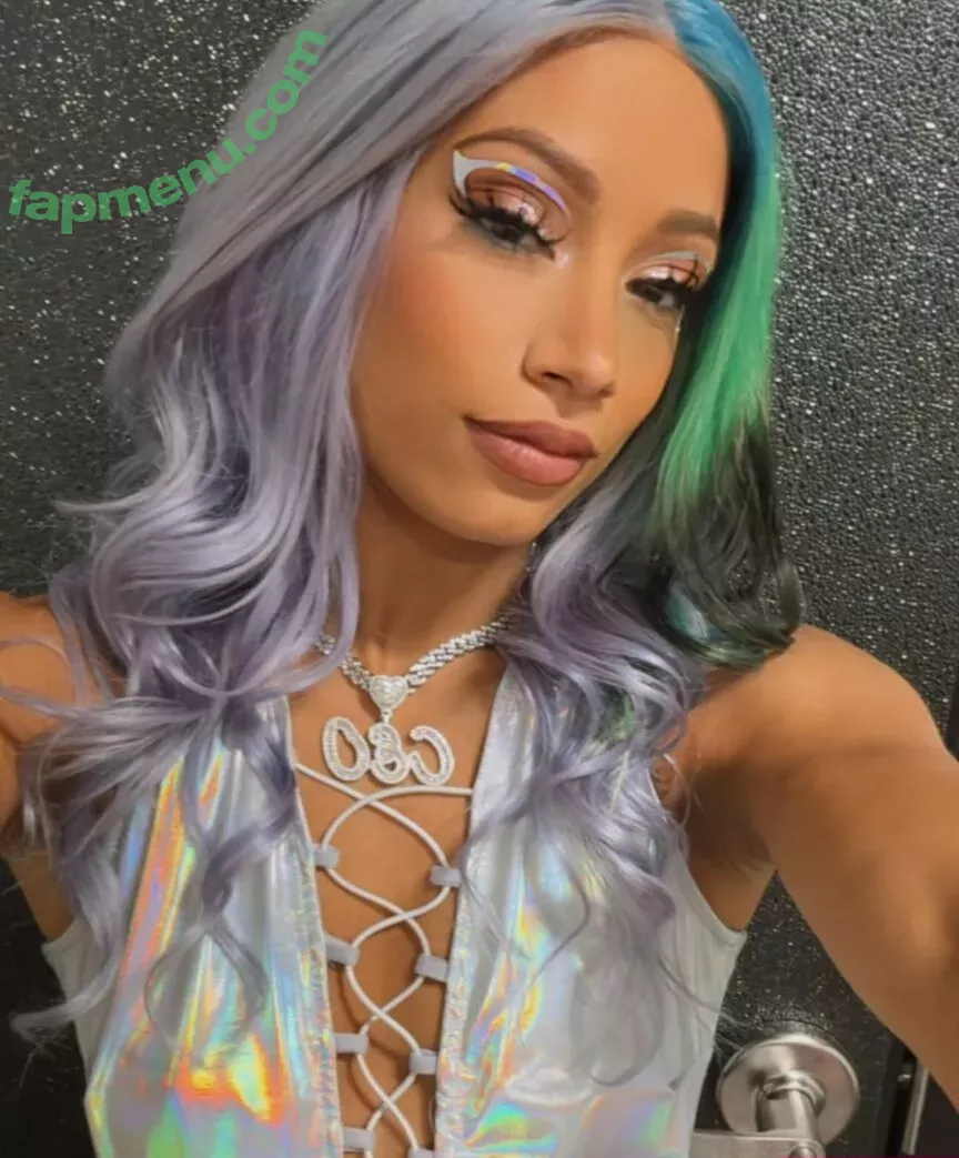 Sasha Banks nude photo #1099 (sashabankswwe / soxysasha)