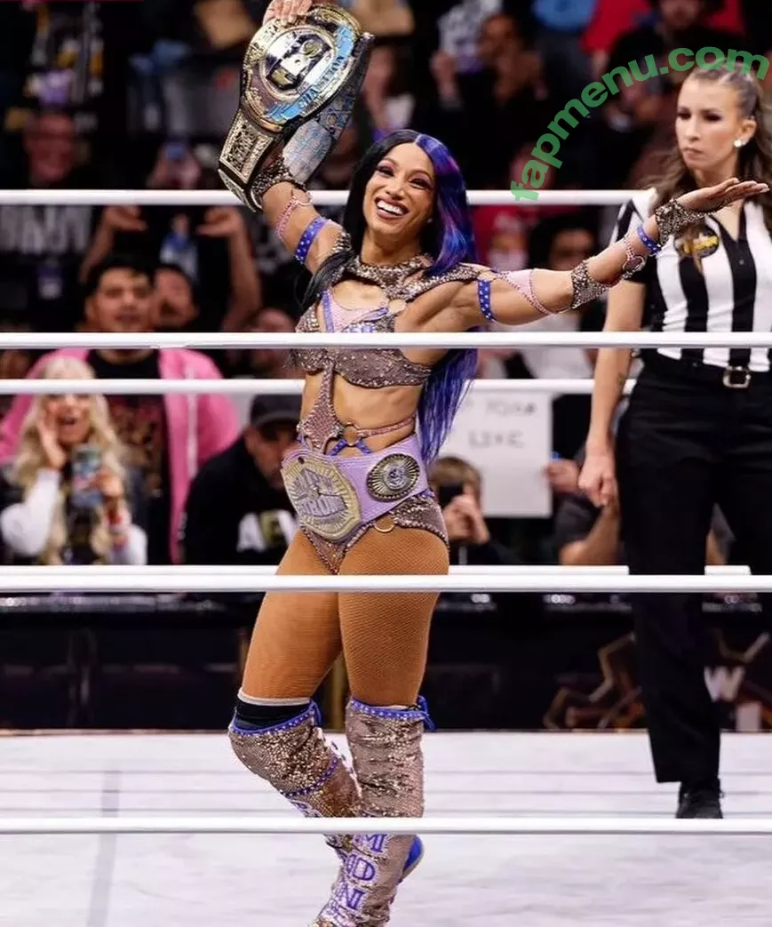 Sasha Banks nude photo #1155 (sashabankswwe / soxysasha)