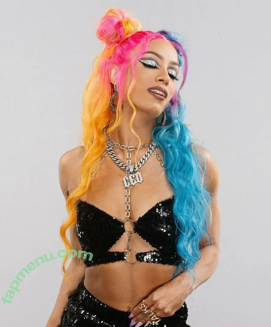 Sasha Banks nude photo #1426 (sashabankswwe / soxysasha)