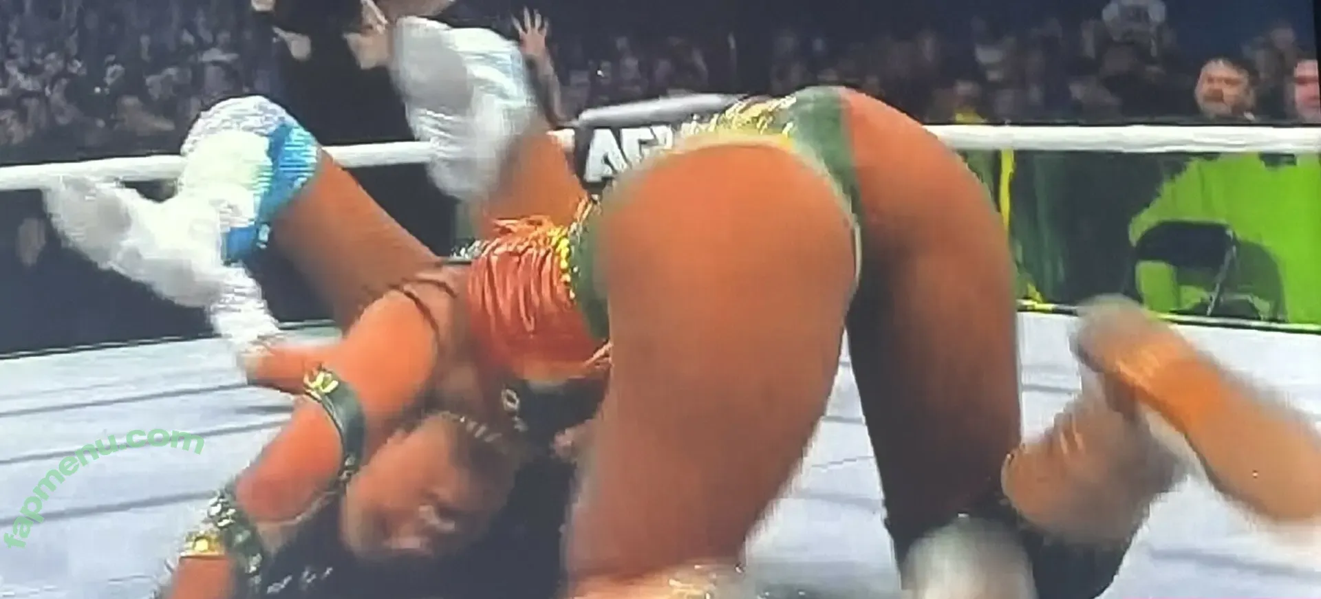 Sasha Banks nude photo #1456 (sashabankswwe / soxysasha)