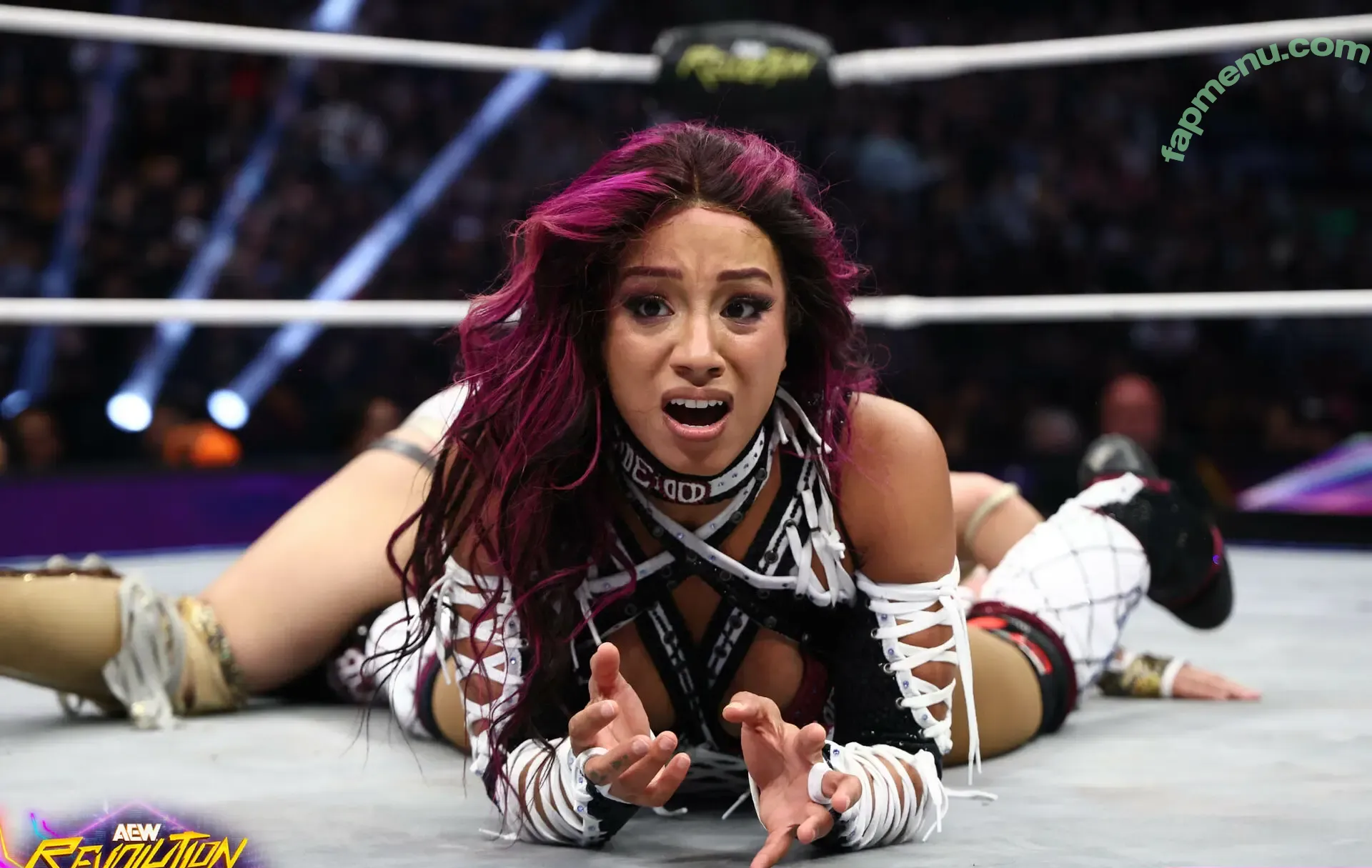 Sasha Banks nude photo #1493 (sashabankswwe / soxysasha)