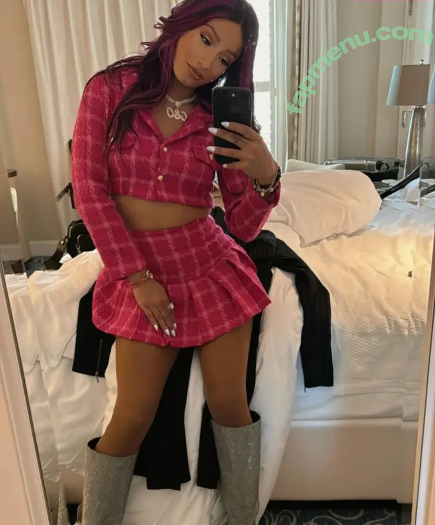 Sasha Banks nude photo #1500 (sashabankswwe / soxysasha)
