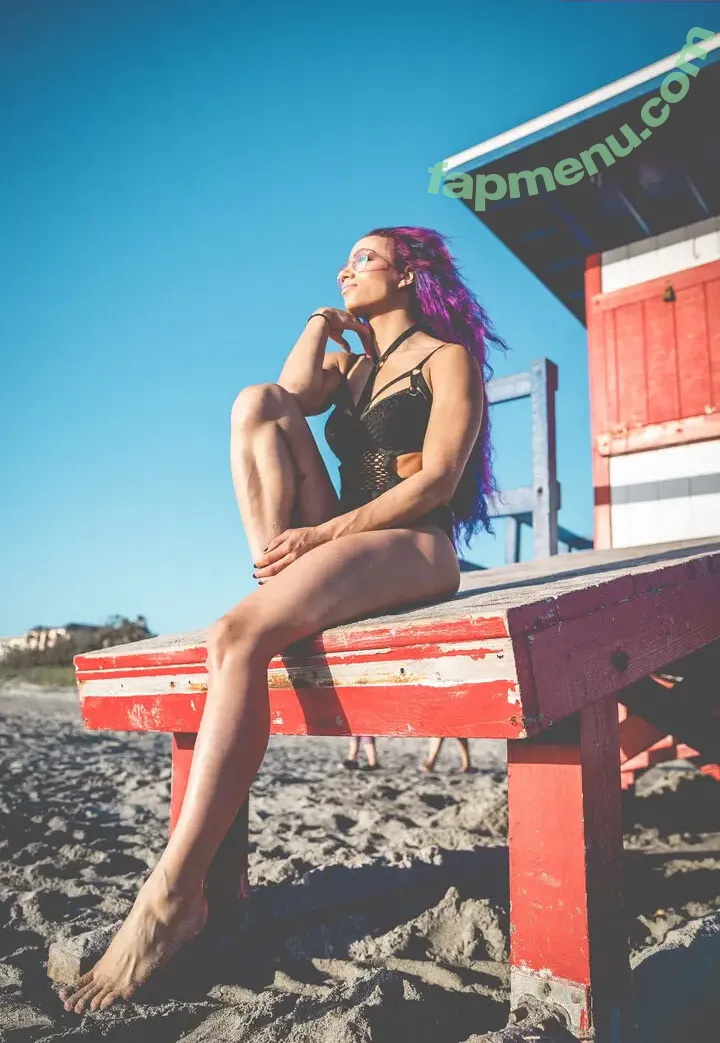 Sasha Banks nude photo #1584 (sashabankswwe / soxysasha)
