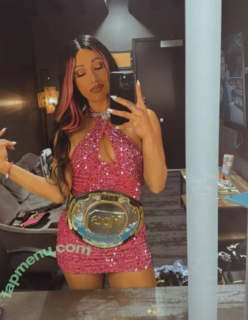 Sasha Banks nude photo #1730 (sashabankswwe / soxysasha)