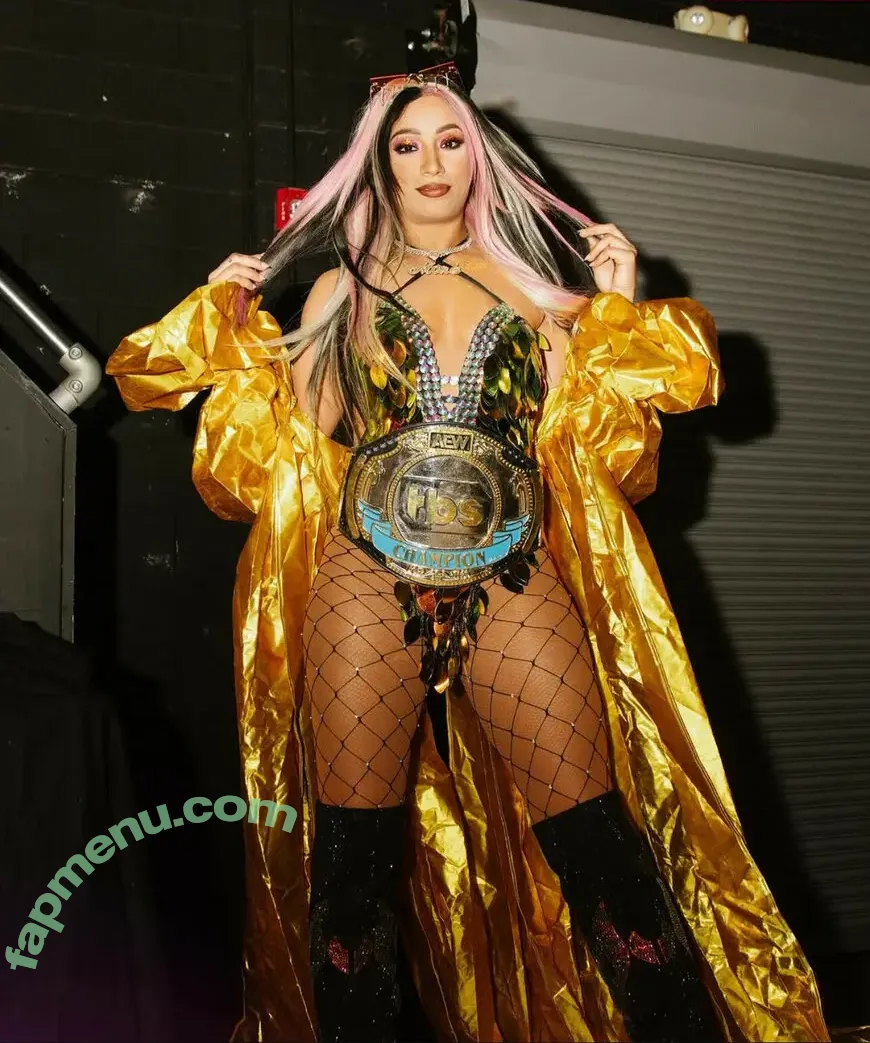 Sasha Banks nude photo #1954 (sashabankswwe / soxysasha)