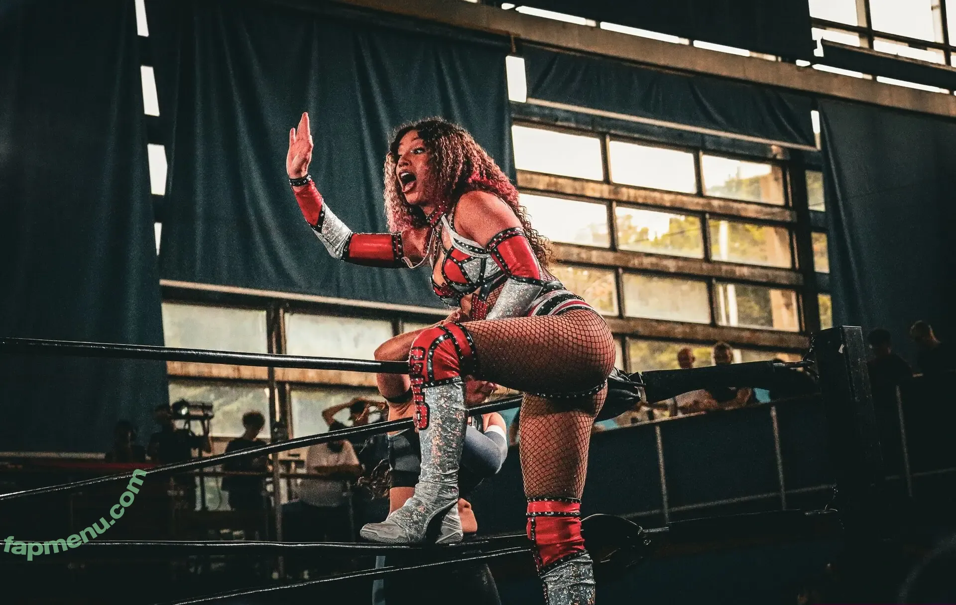 Sasha Banks nude photo #1956 (sashabankswwe / soxysasha)