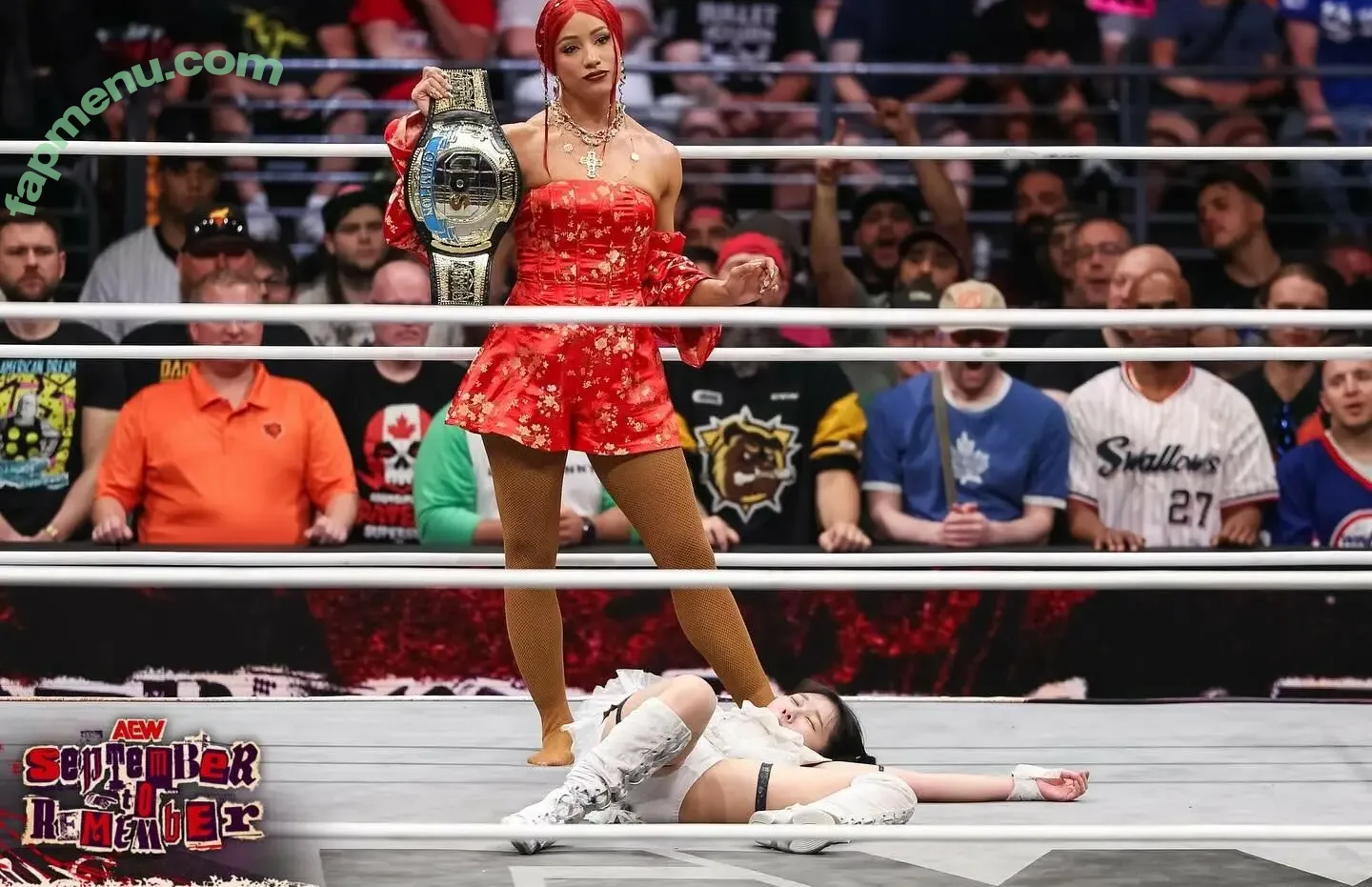 Sasha Banks nude photo #1984 (sashabankswwe / soxysasha)