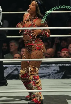 Sasha Banks / sashabankswwe / soxysasha nude photo #2040
