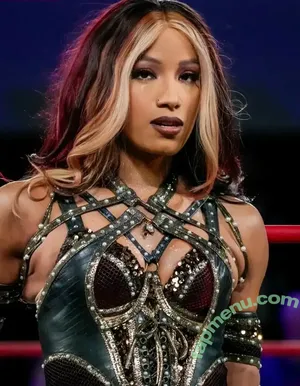 Sasha Banks / sashabankswwe / soxysasha nude photo #2574
