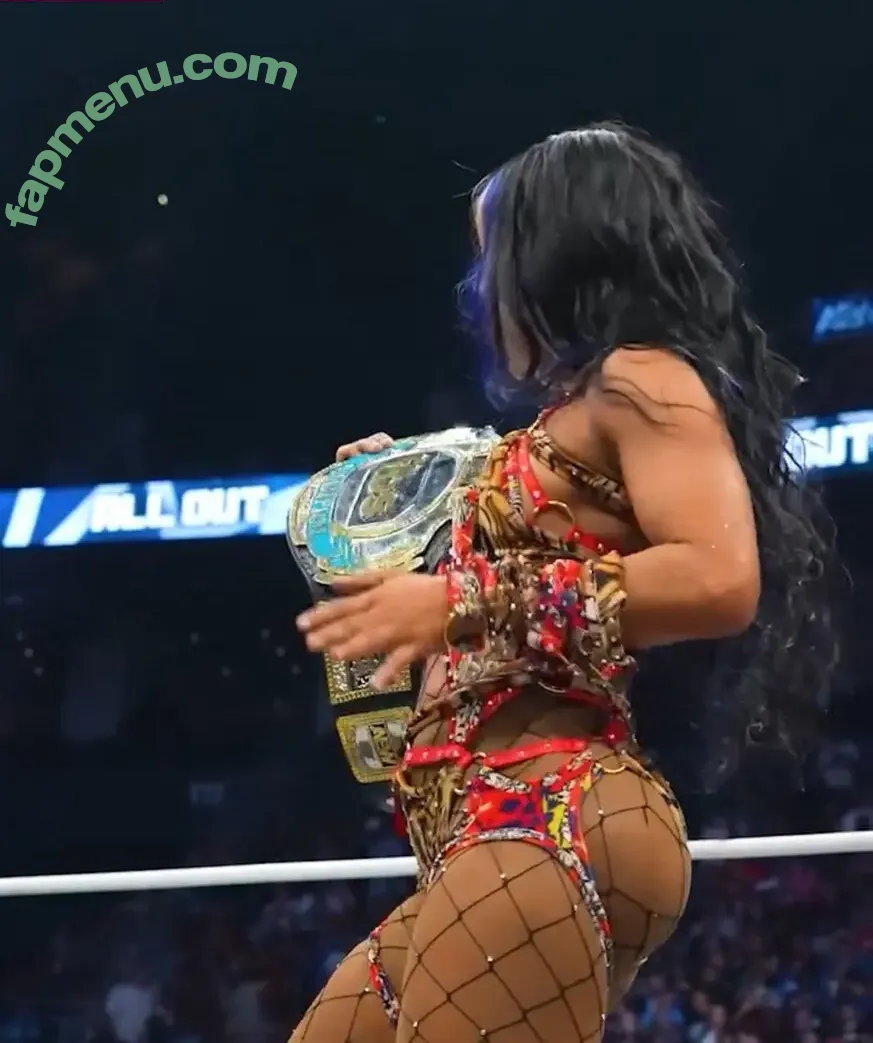 Sasha Banks nude photo #2003 (sashabankswwe / soxysasha)