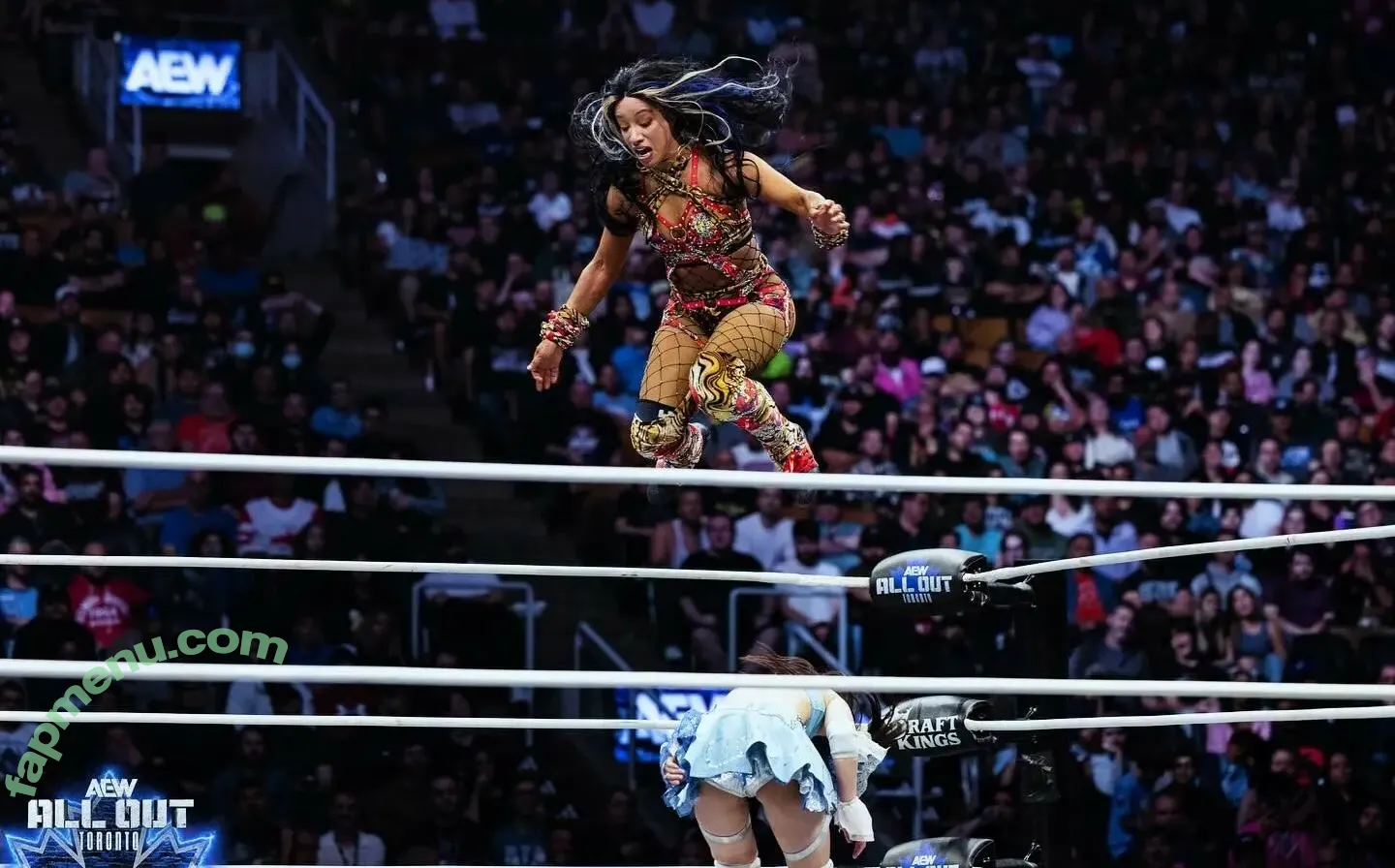 Sasha Banks nude photo #2027 (sashabankswwe / soxysasha)