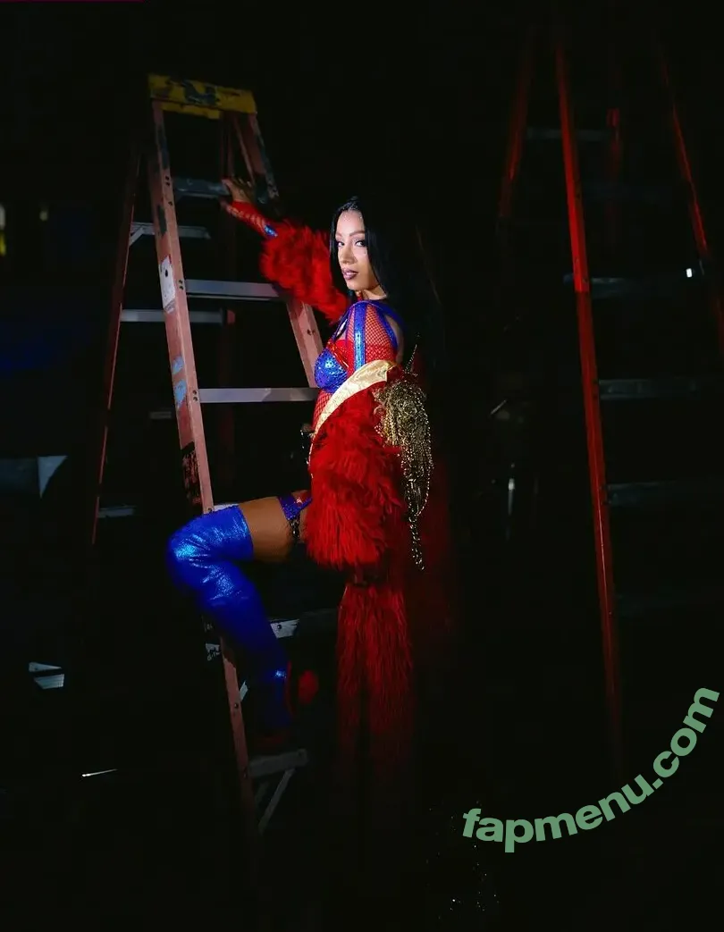 Sasha Banks nude photo #2030 (sashabankswwe / soxysasha)